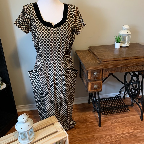 Vintage Dresses & Skirts - Vintage 1950’s Brown Waffle-Style Dress